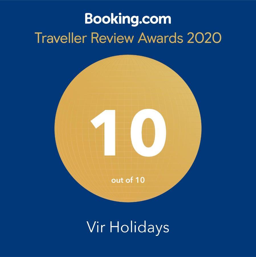 Vir Holidays Екстериор снимка