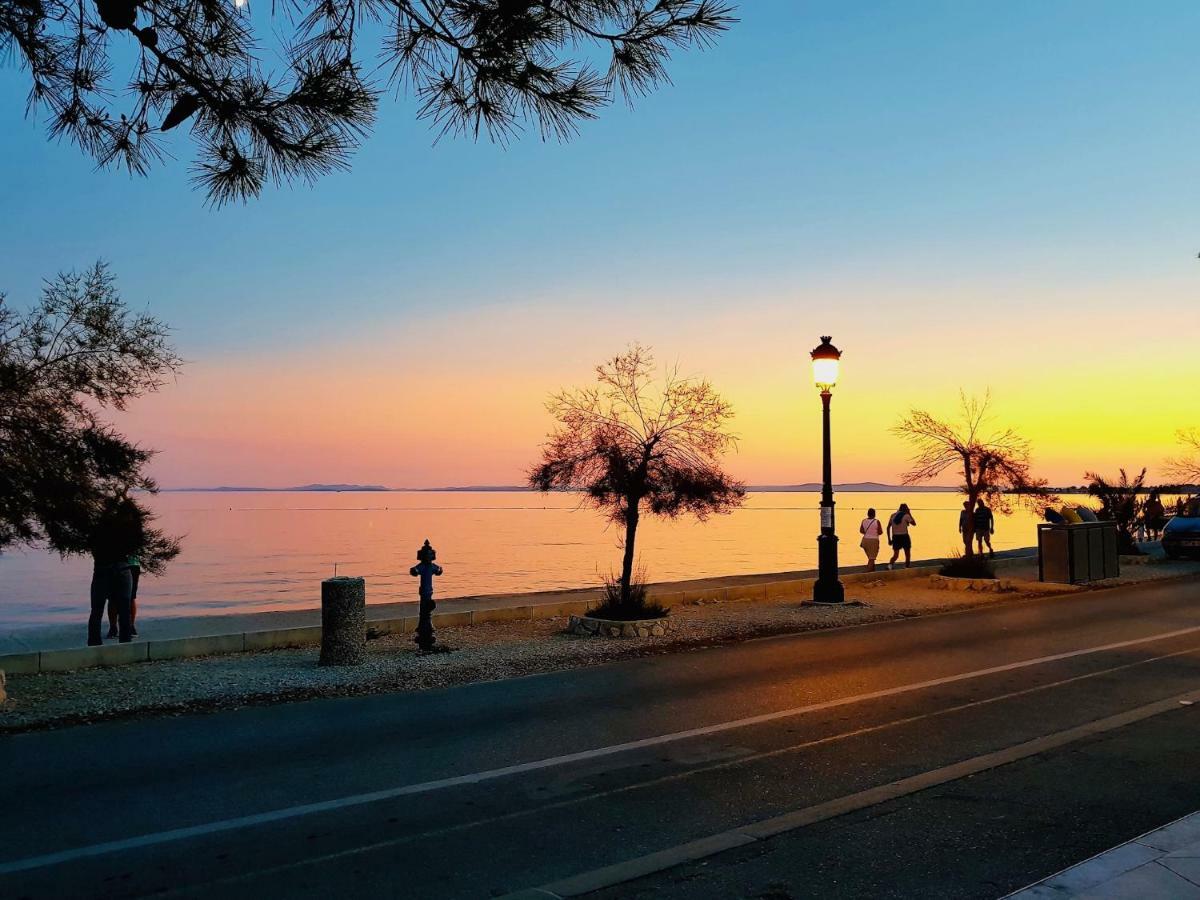 Vir Holidays Екстериор снимка